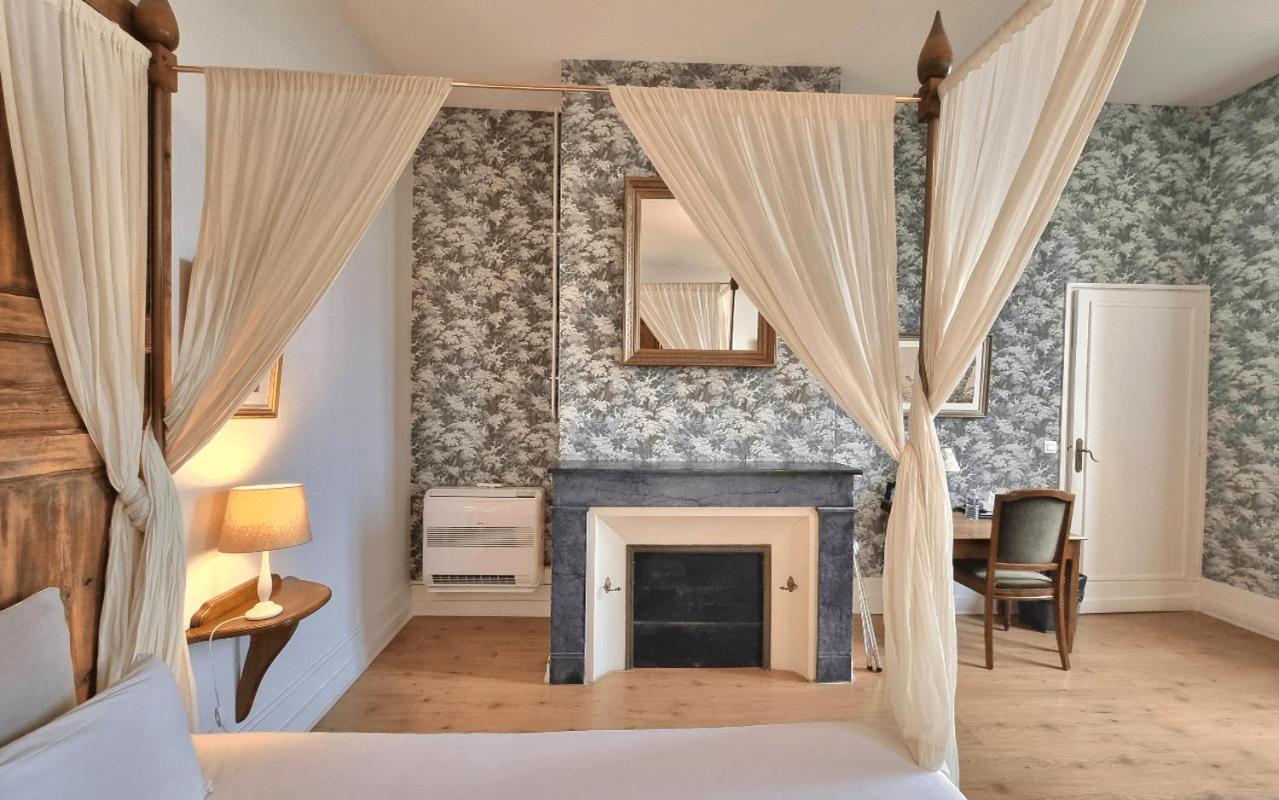 Hotel Chateau Fleur De Roques - Saint Emilion 3*